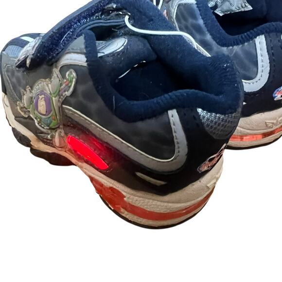 Vintage Y2K  Disney Pixar Toy Story Buzz Lightyear LIGHT UP Sneaker Shoes sz 6.5 - Picture 9 of 12